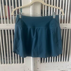 Athleta tennis skirt XS, teal blue